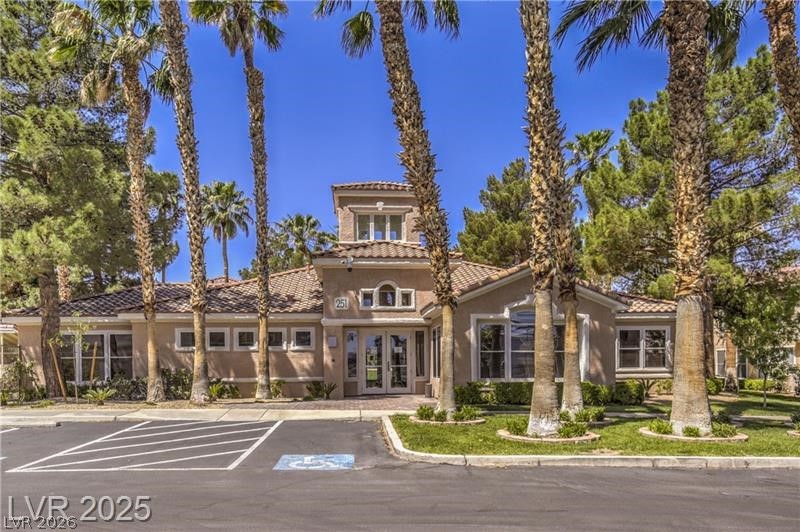 251 South Green Valley Parkway 2722