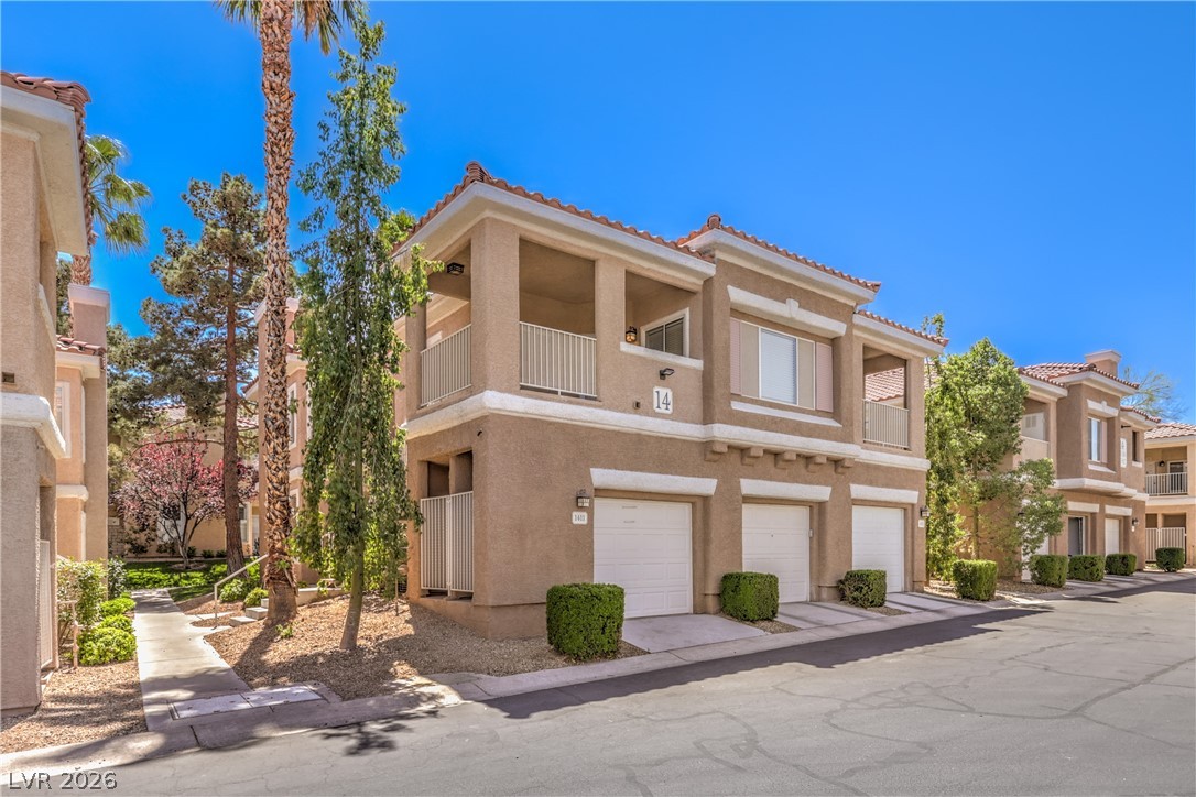 251 South Green Valley Parkway 1421