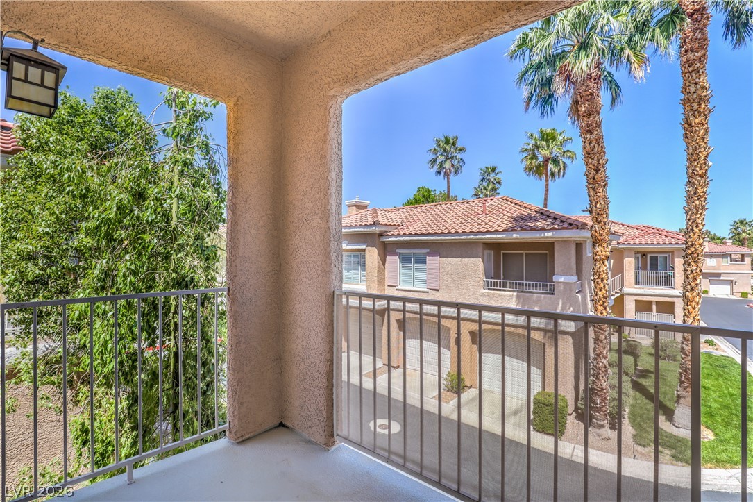 251 South Green Valley Parkway 1421