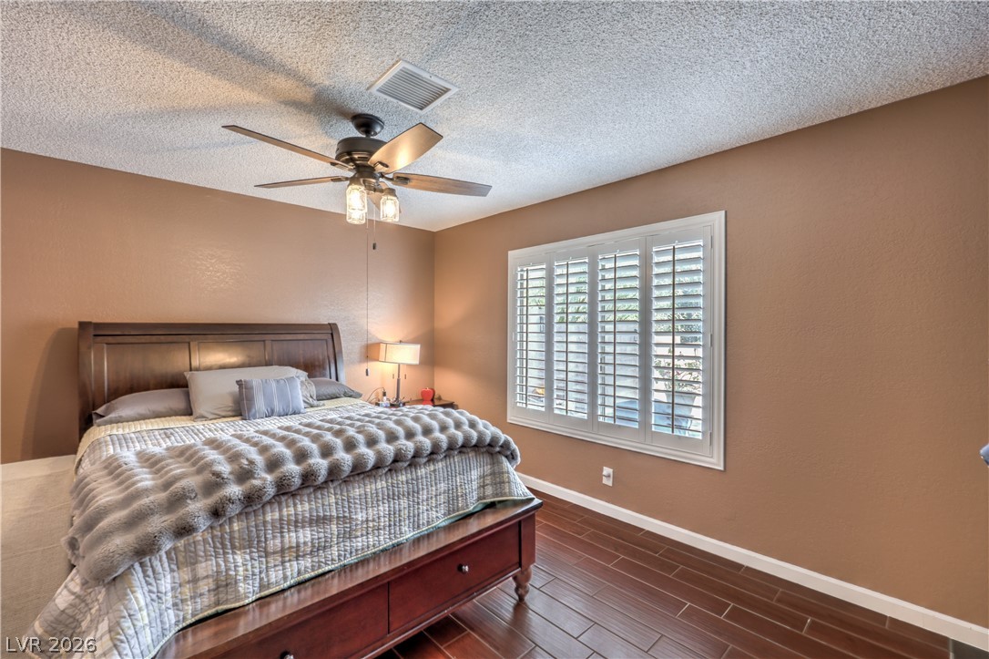 4760 Willow Crest Avenue