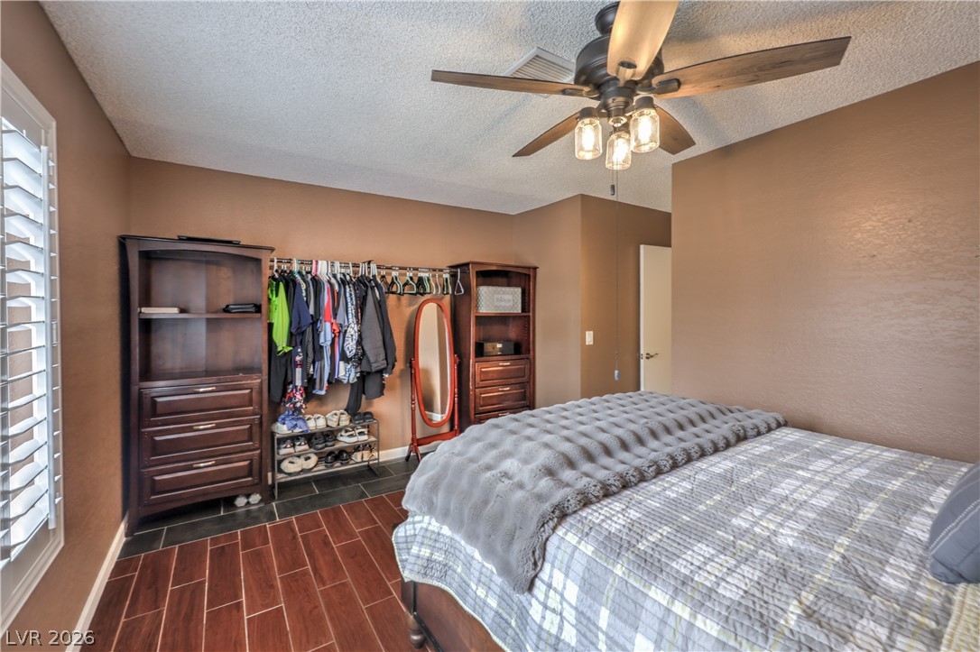 4760 Willow Crest Avenue