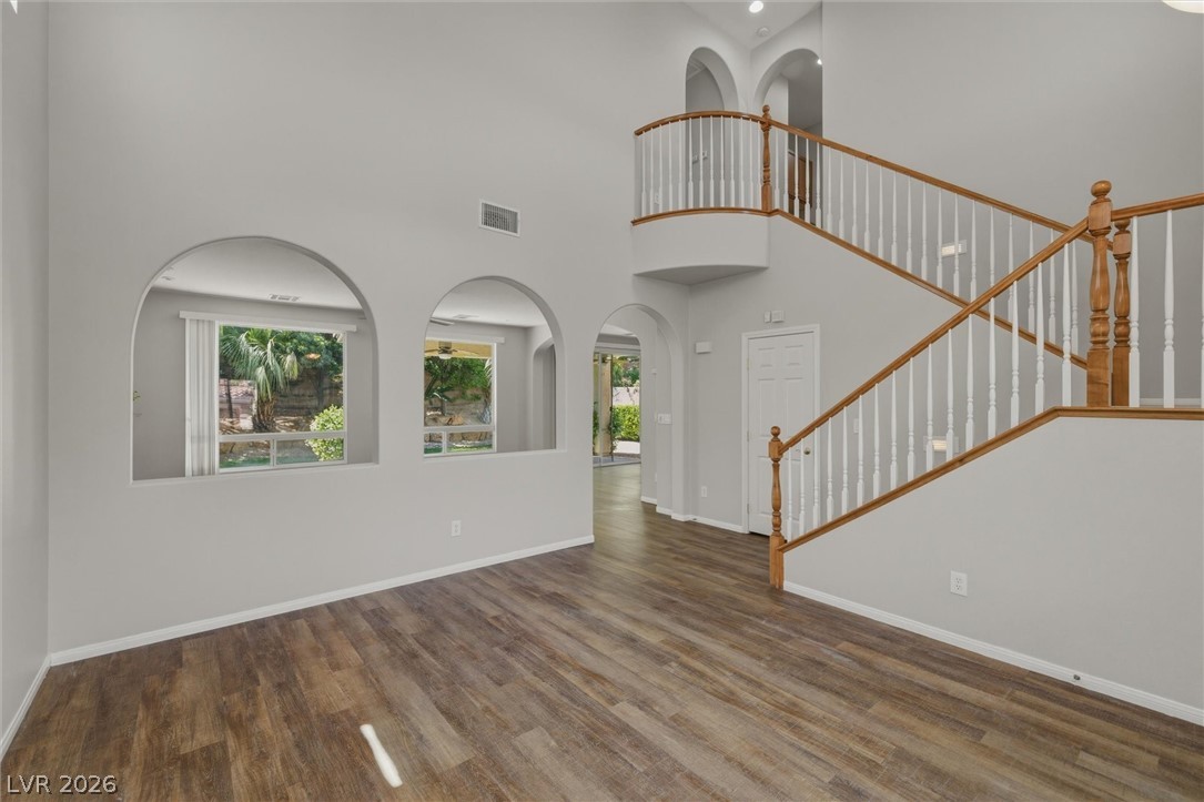 557 Tecate Valley Street