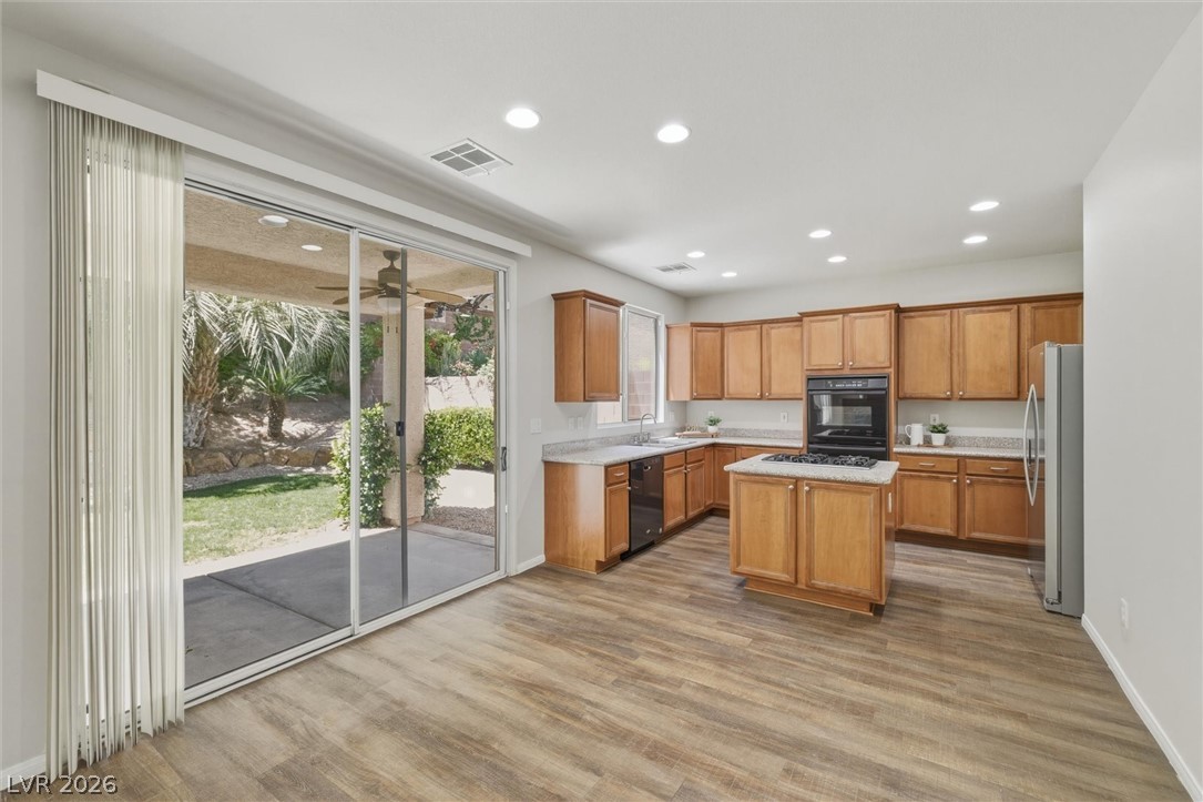557 Tecate Valley Street