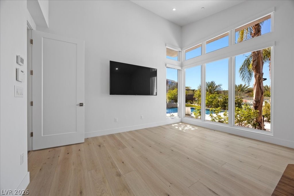 2228 Summit Mesa Lane