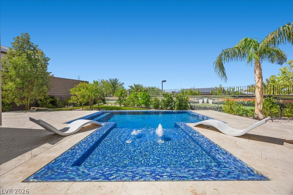 2228 Summit Mesa Lane