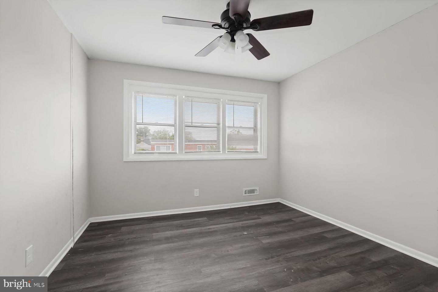 5113 PATRICK HENRY DRIVE
