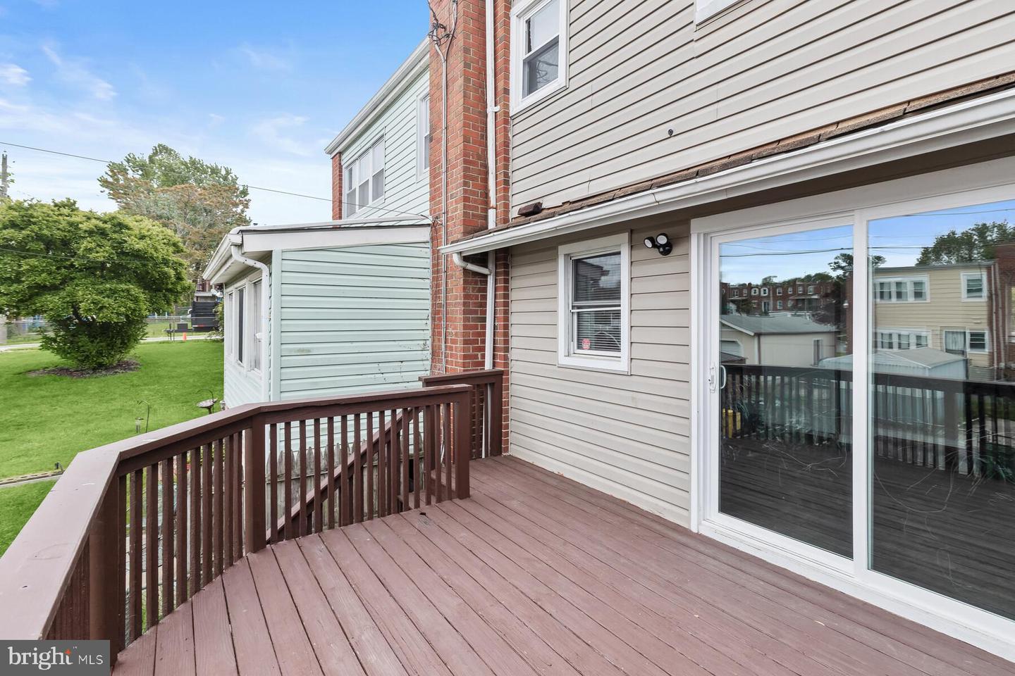 5113 PATRICK HENRY DRIVE