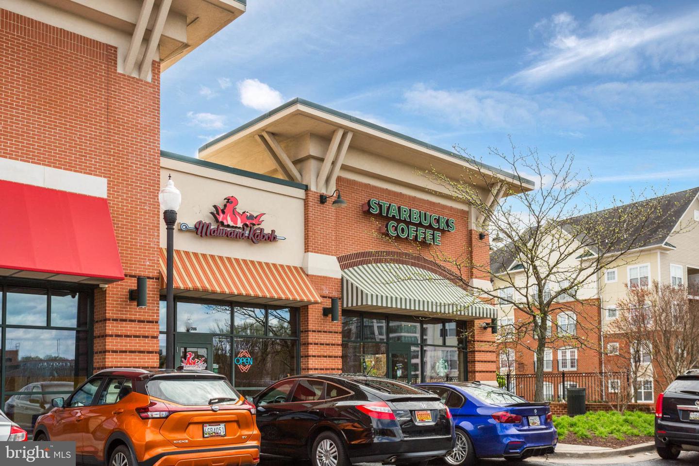 1418 Pangbourne Way