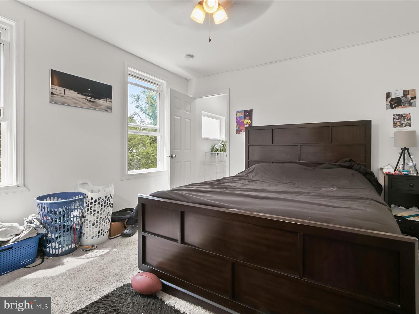 4511 Powell Ave