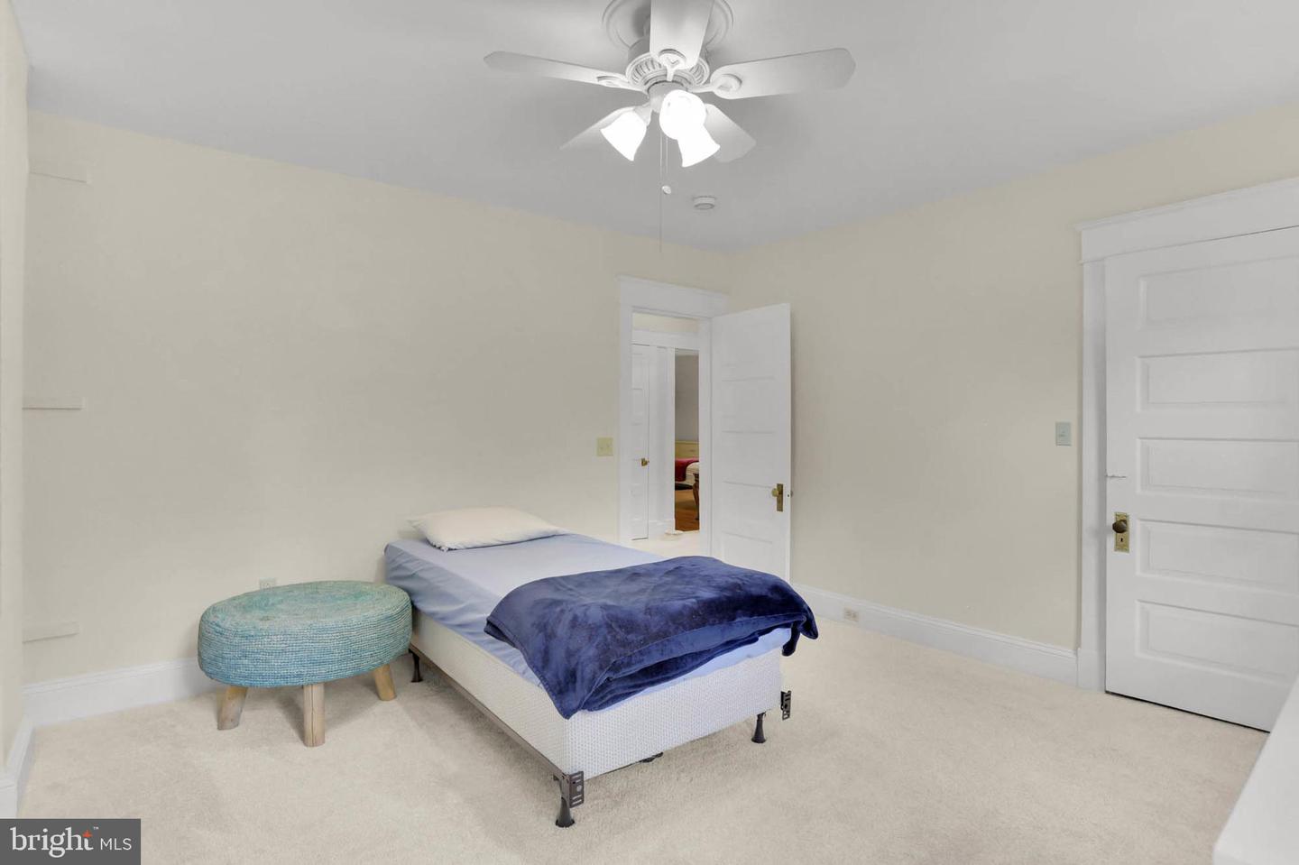 5606 Old National Pike