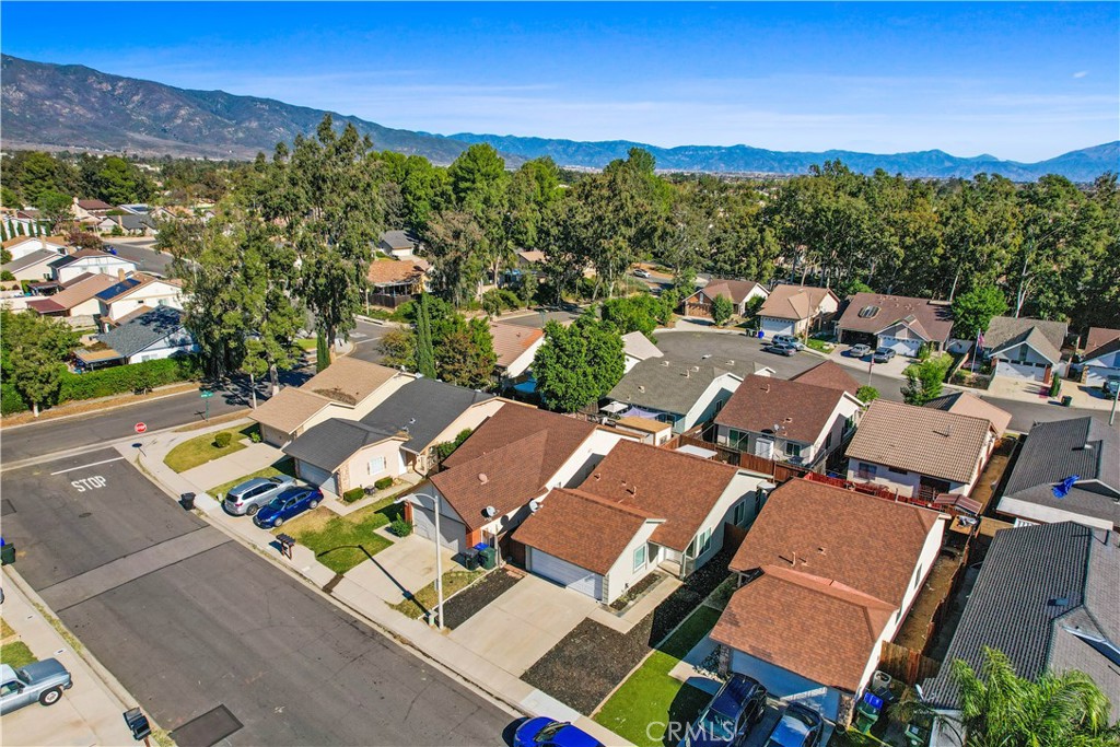 7077 Larkspur Place