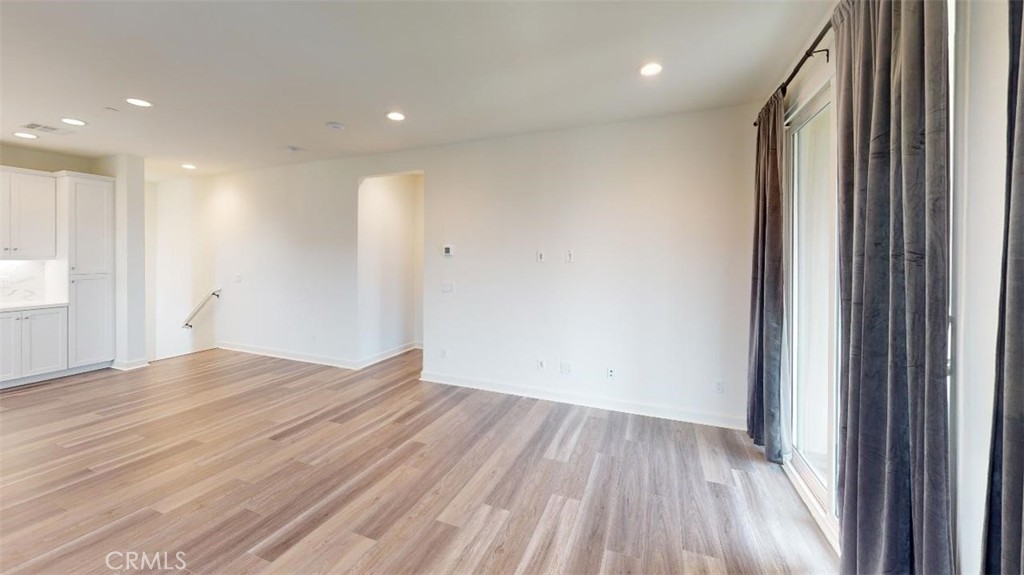 3860 S Oasis Paseo 14