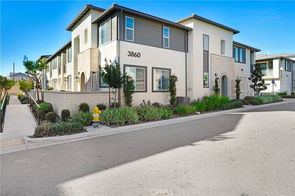 3860 S Oasis Paseo 14