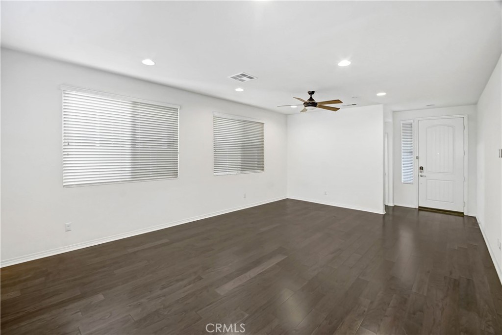 6066 La Grange Lane