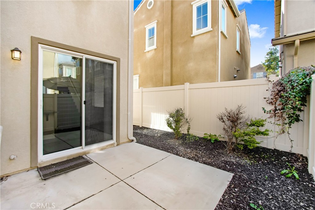 6066 La Grange Lane