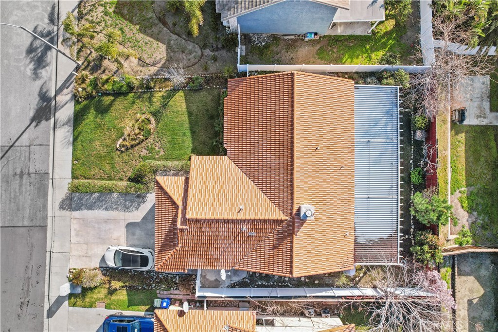 2379 W Loma Vista Drive