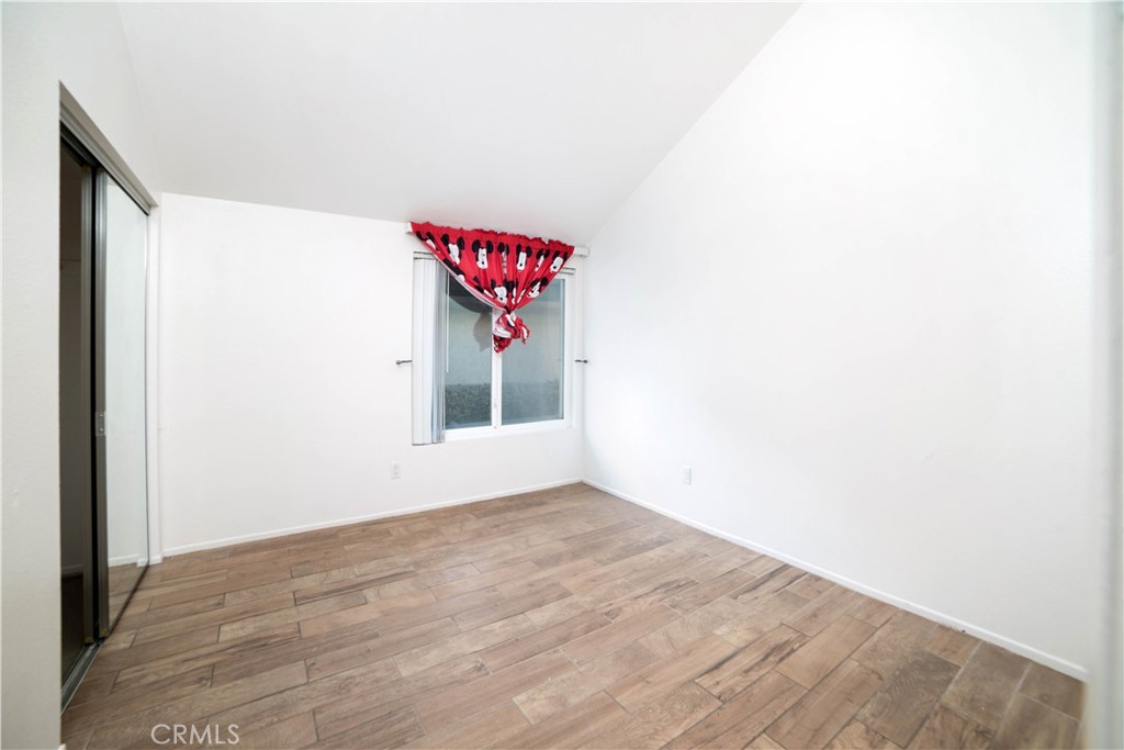 8585 Sandalwood Court