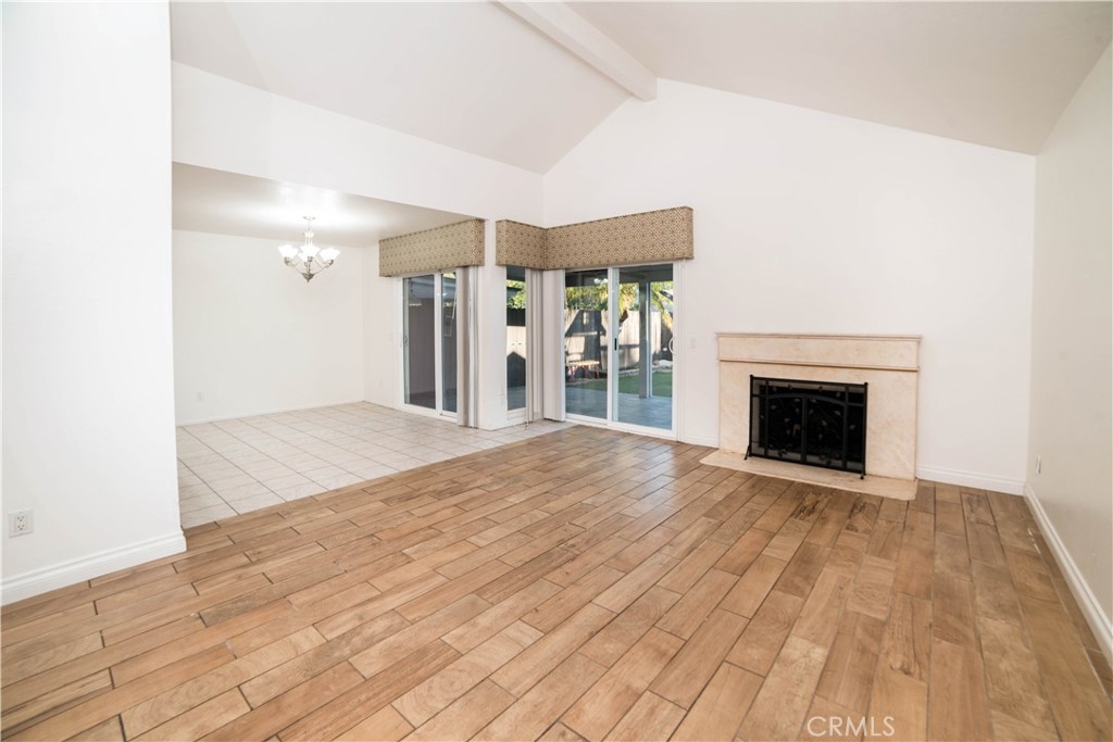 8585 Sandalwood Court