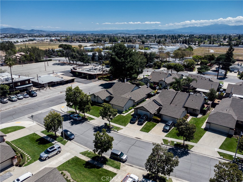 8585 Sandalwood Court