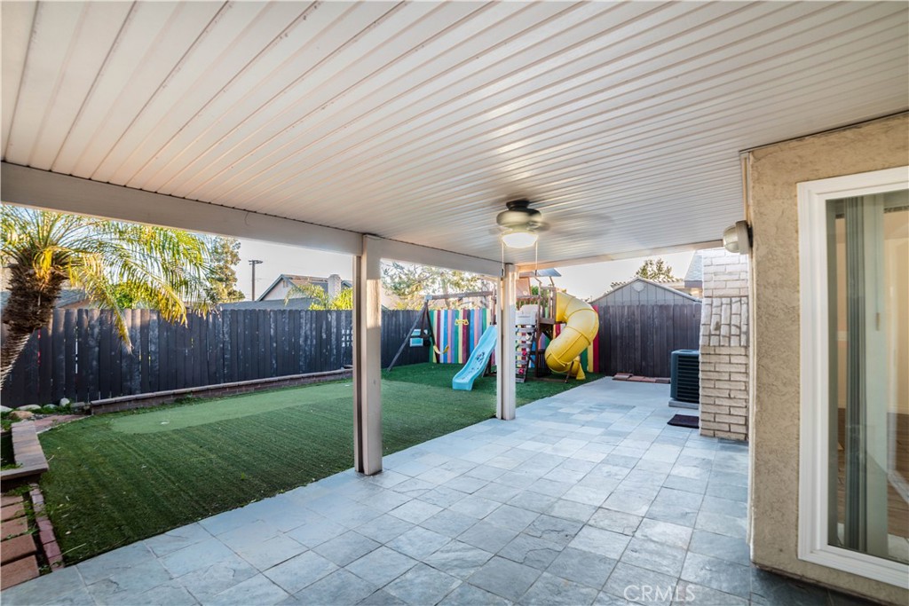 8585 Sandalwood Court