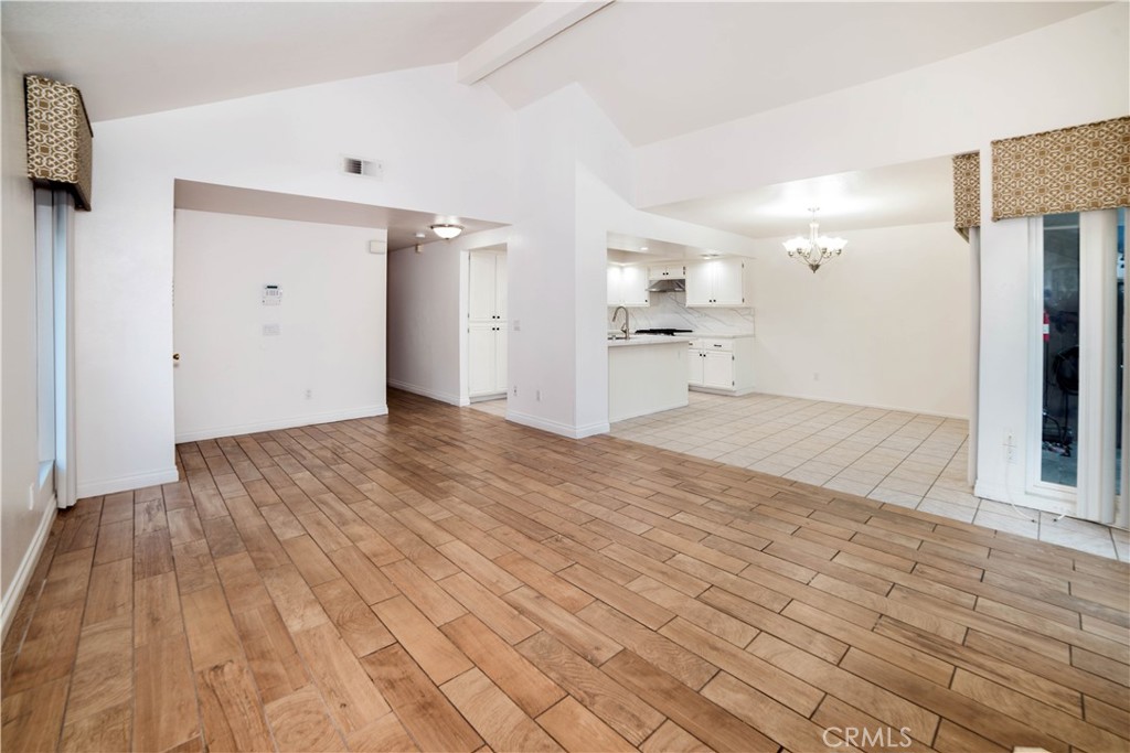8585 Sandalwood Court