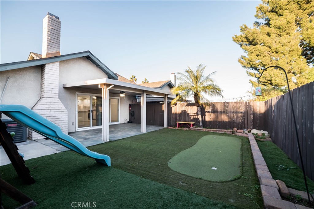 8585 Sandalwood Court