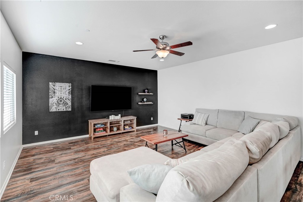 16731 Kalmia Lane