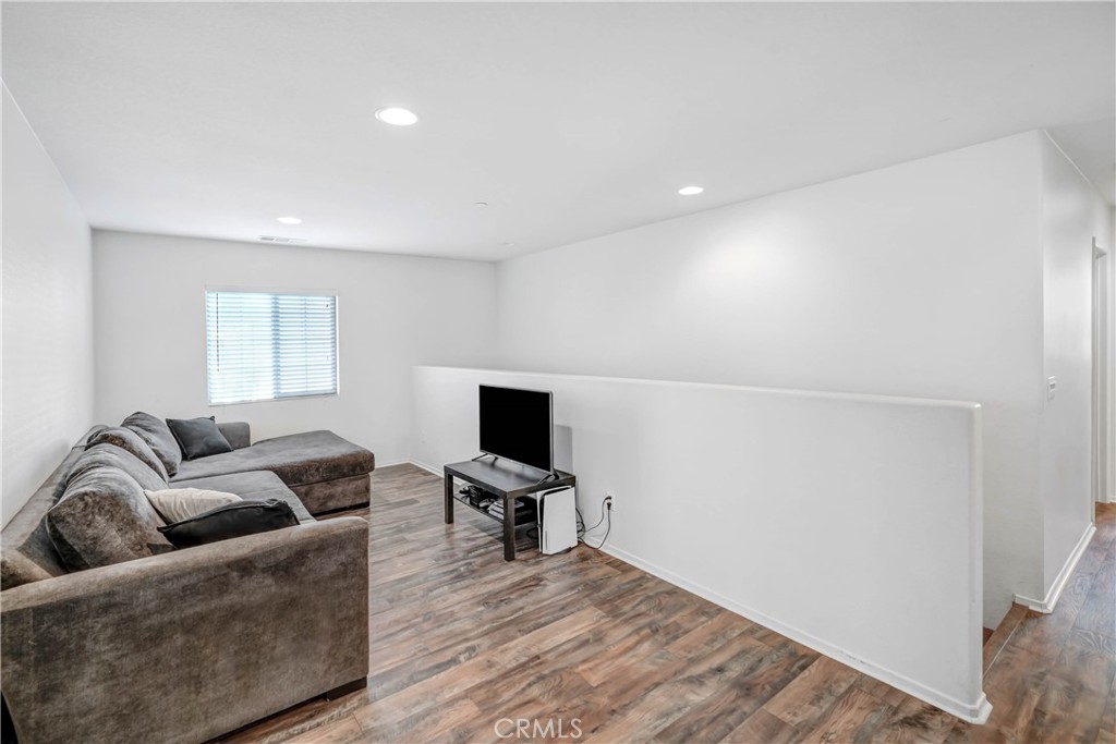 16731 Kalmia Lane