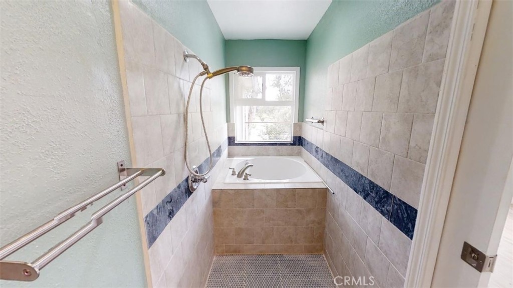 2134 Chestnut Creek Road