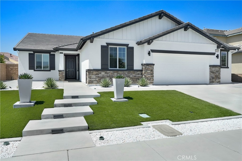 5695 Skimmer Drive