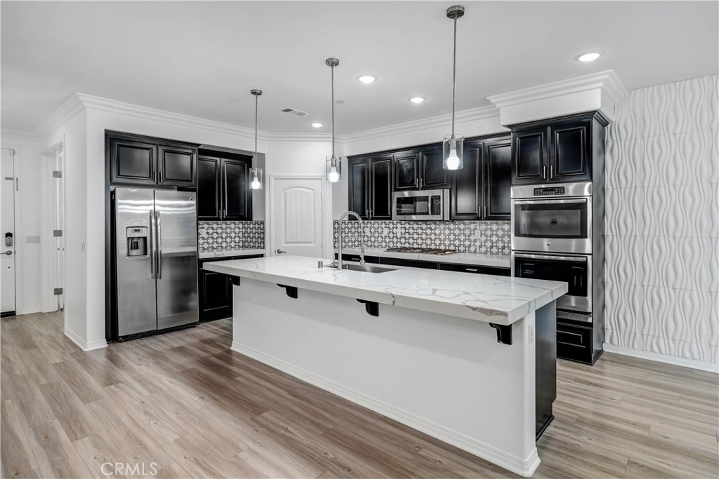 5695 Skimmer Drive