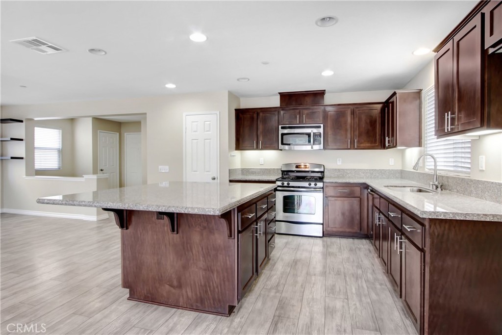 1335 Comfrey Leaf Drive