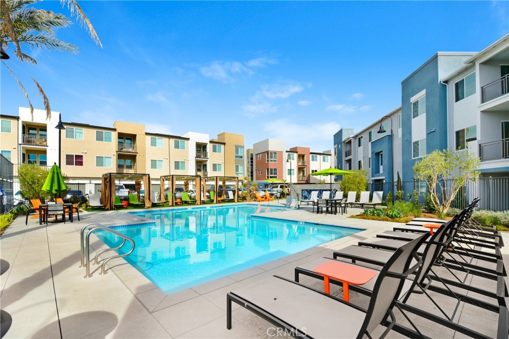 4127 E Circle Paseo 202