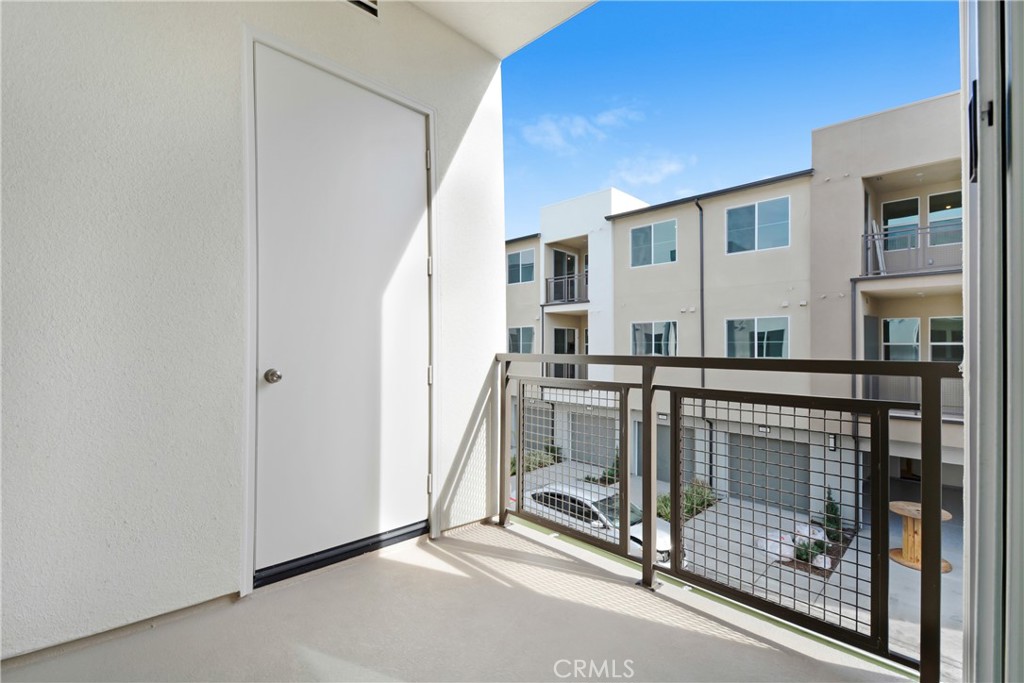 4127 E Circle Paseo 202