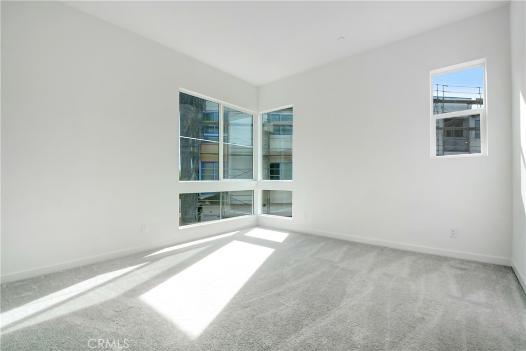 4127 E Circle Paseo 202