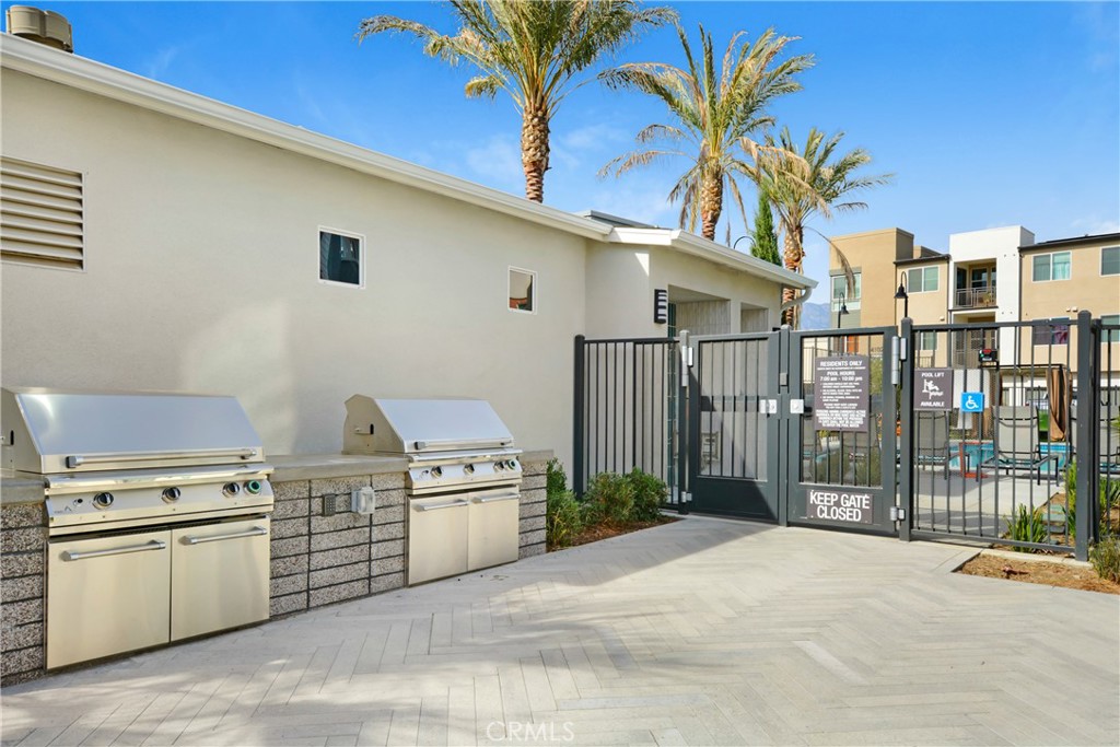 4127 E Circle Paseo 202