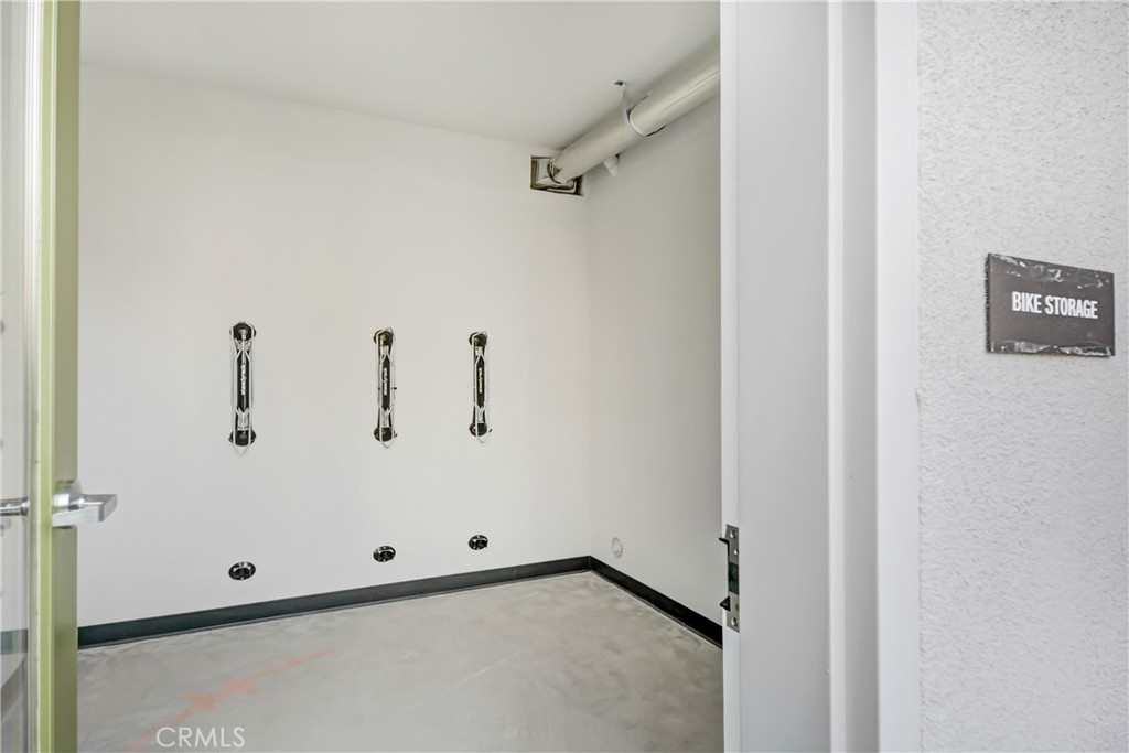 4127 E Circle Paseo 202
