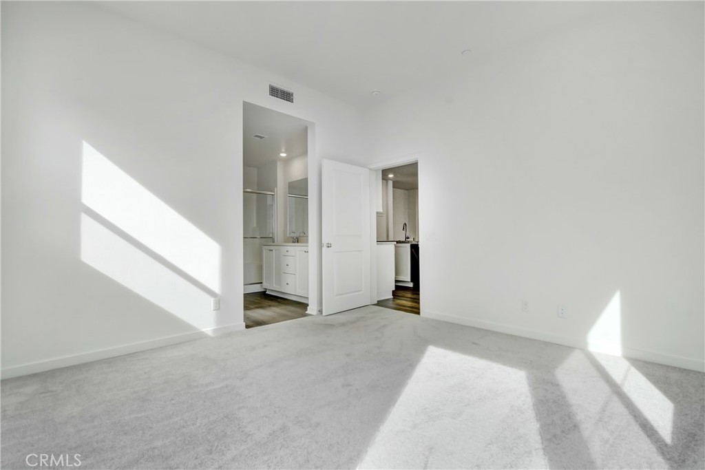4127 E Circle Paseo 202