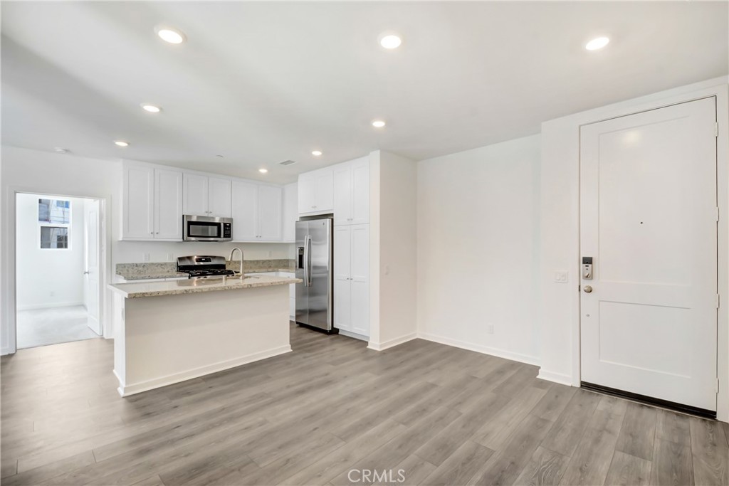 4127 E Circle Paseo 202