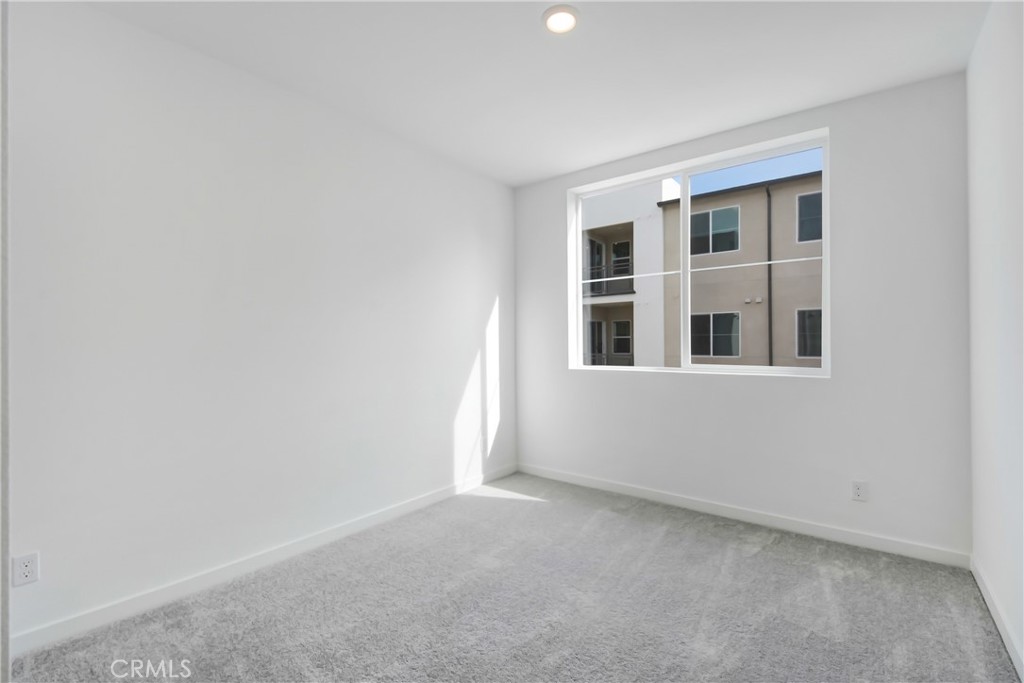 4127 E Circle Paseo 202