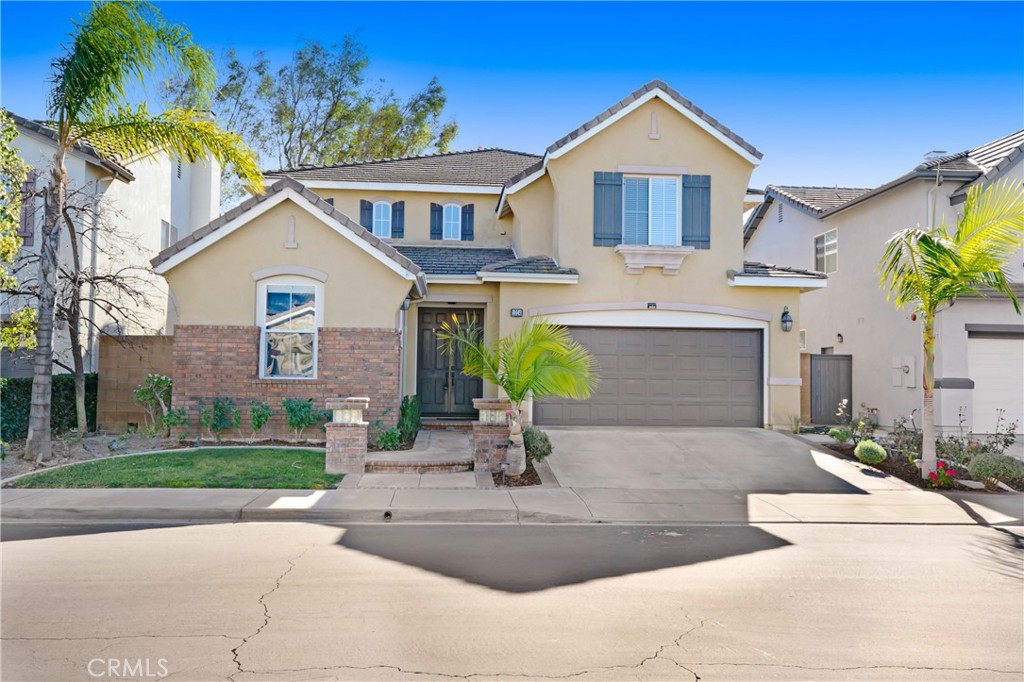 1024 E Thomann Drive