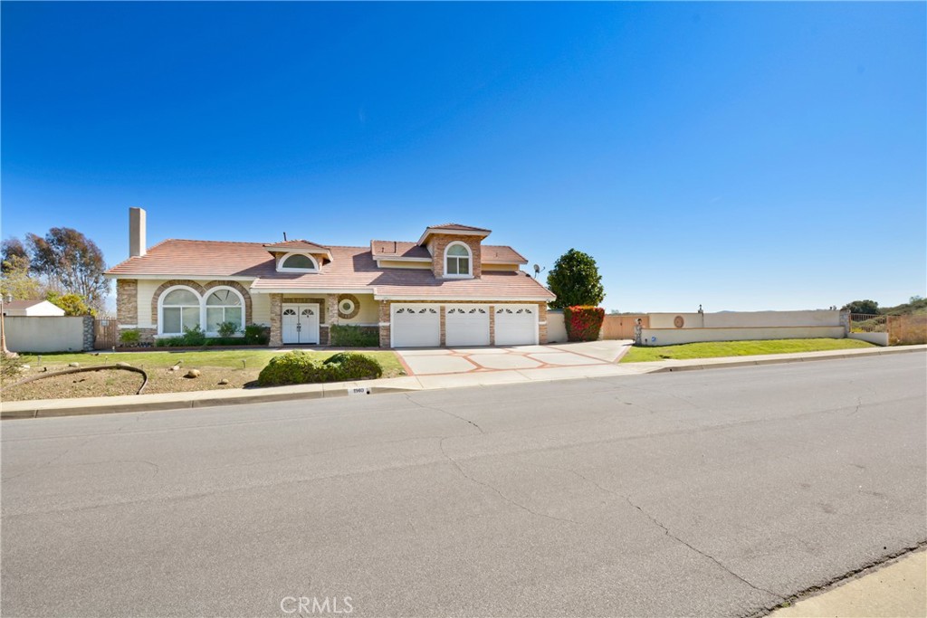1140 Regal Canyon Drive