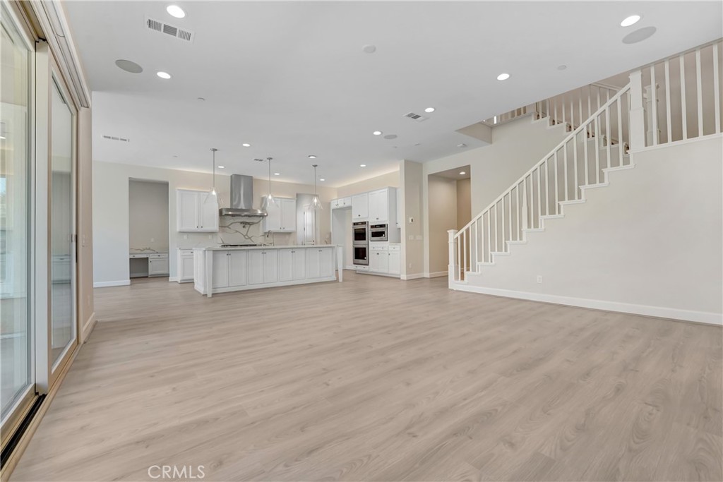 21201 Wildflower Way