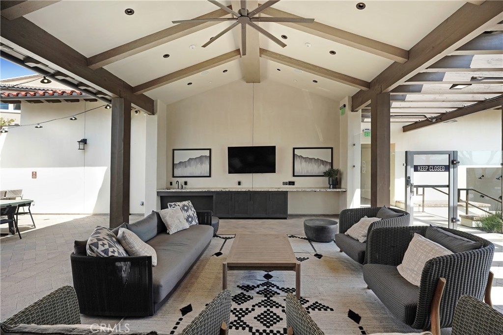 21201 Wildflower Way