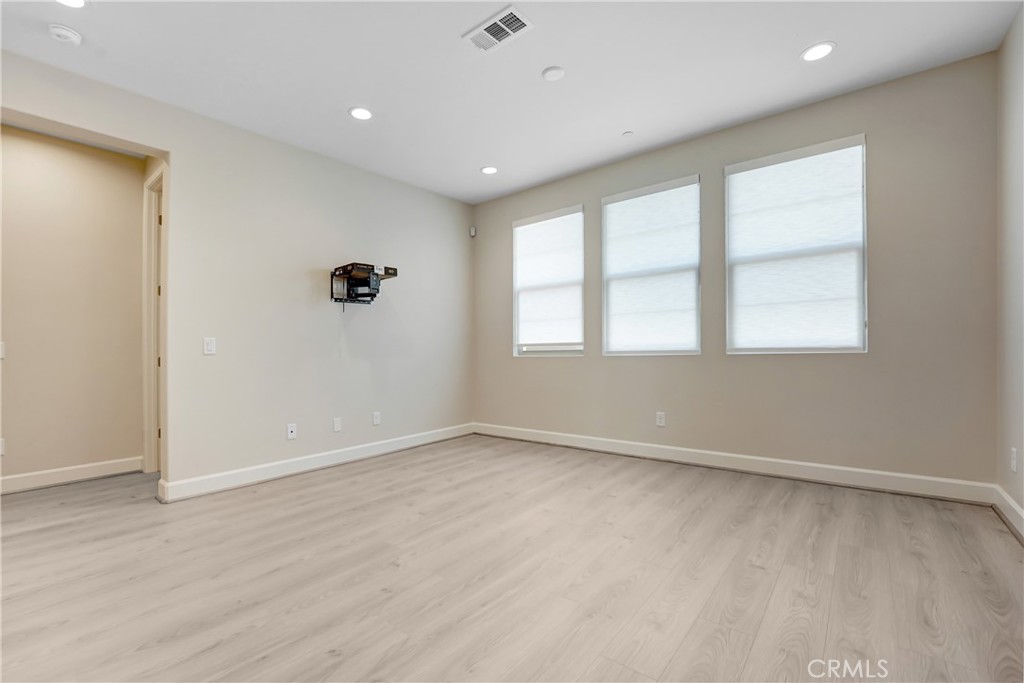 21201 Wildflower Way