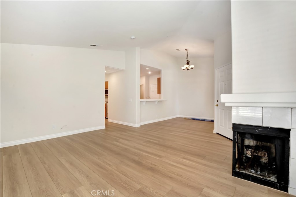 52 Waxwing Lane