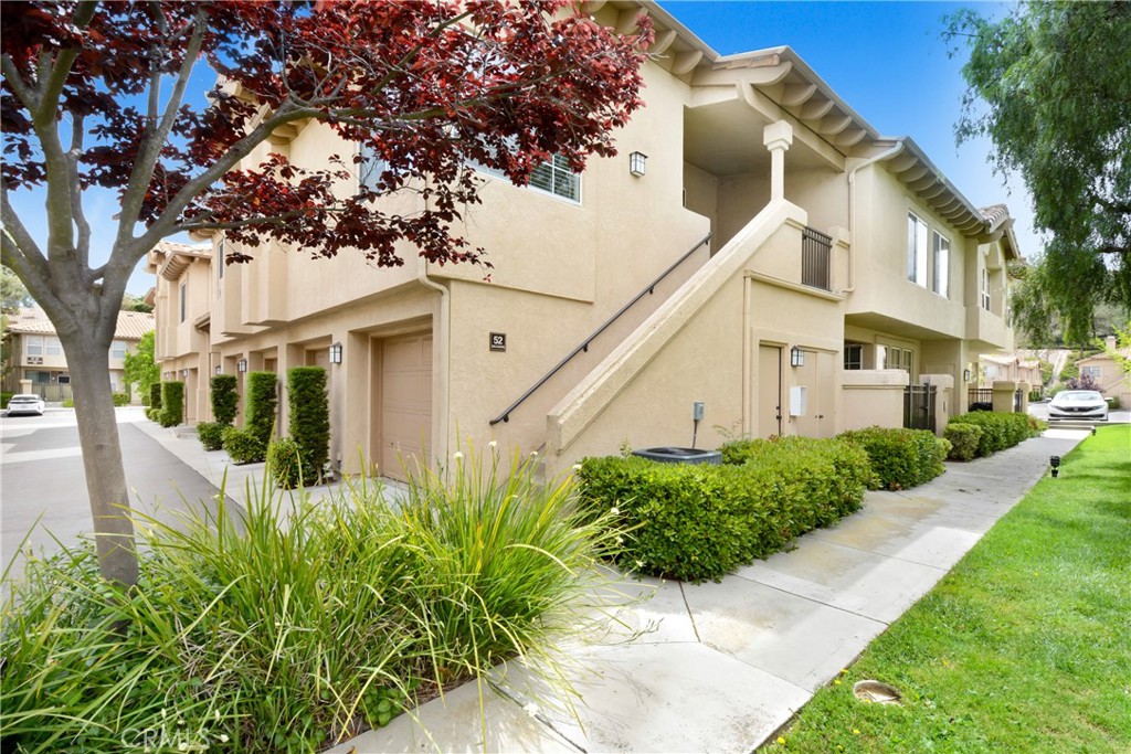 52 Waxwing Lane