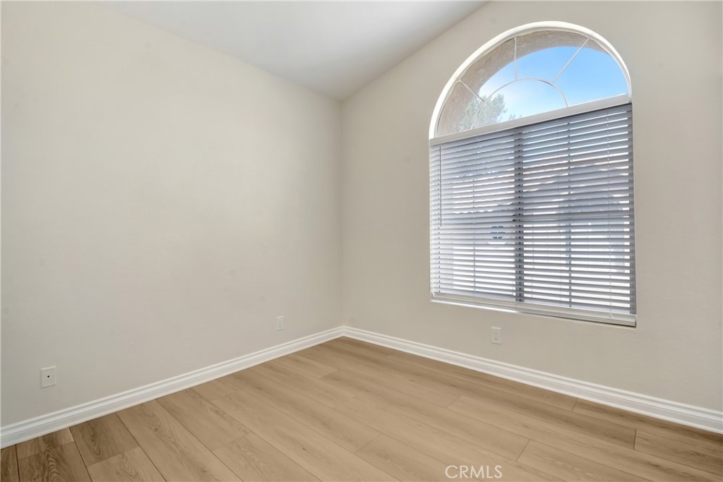 52 Waxwing Lane