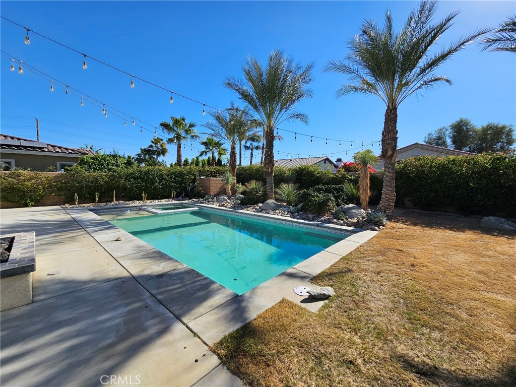74185 Anastacia Lane