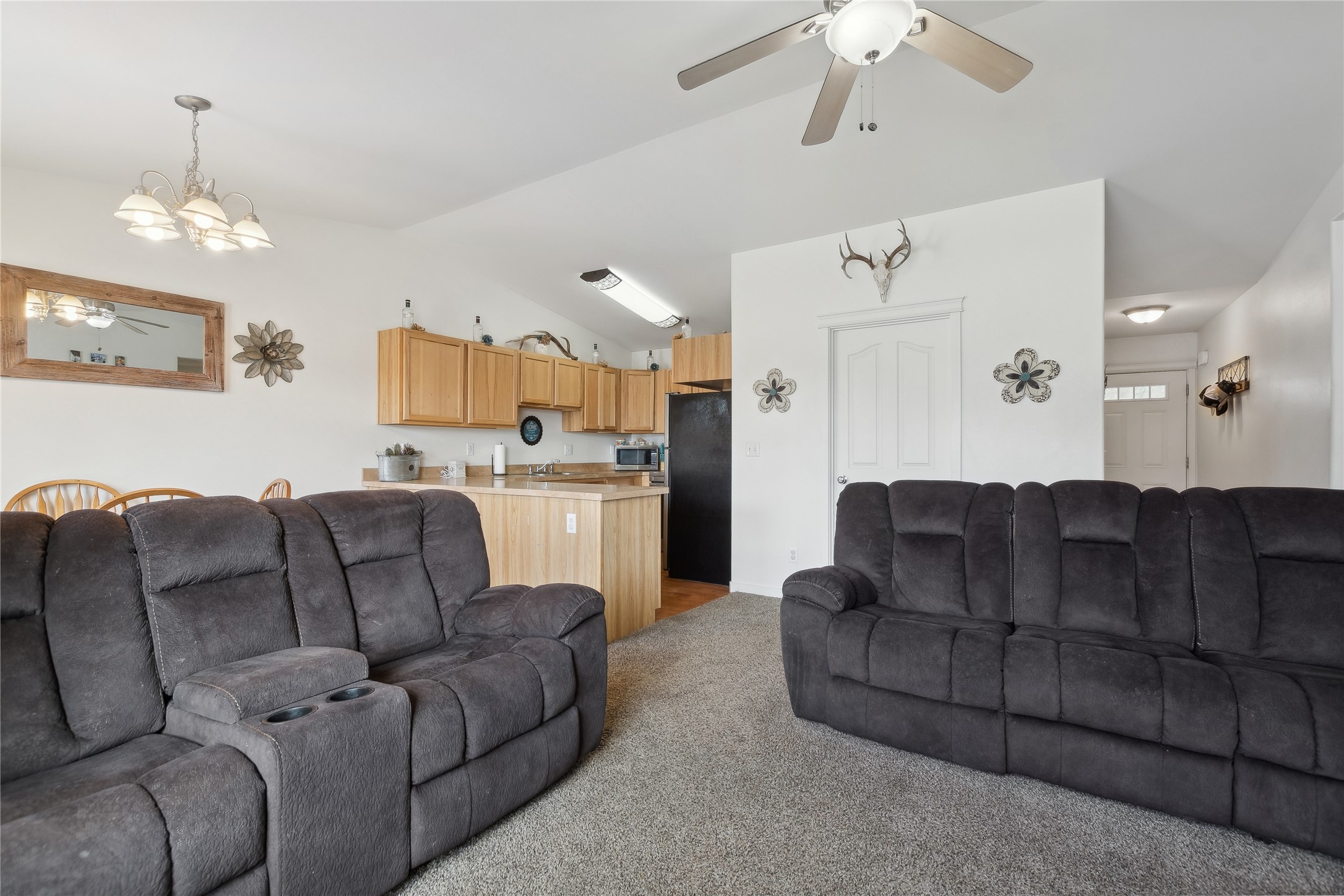 260 Empire Loop